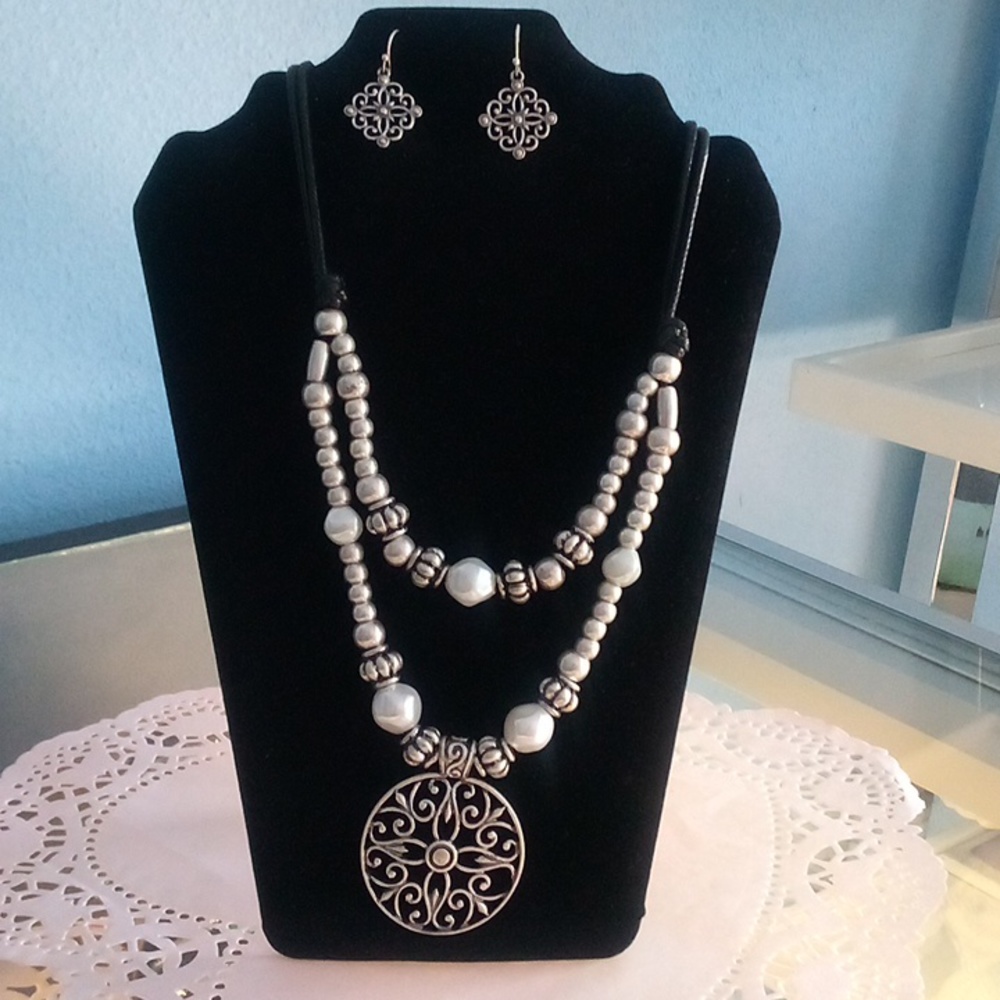 Earrings and bracelet set.